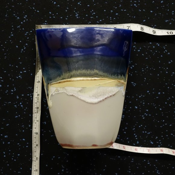 Ceramic Vase - Picture 3 of 9